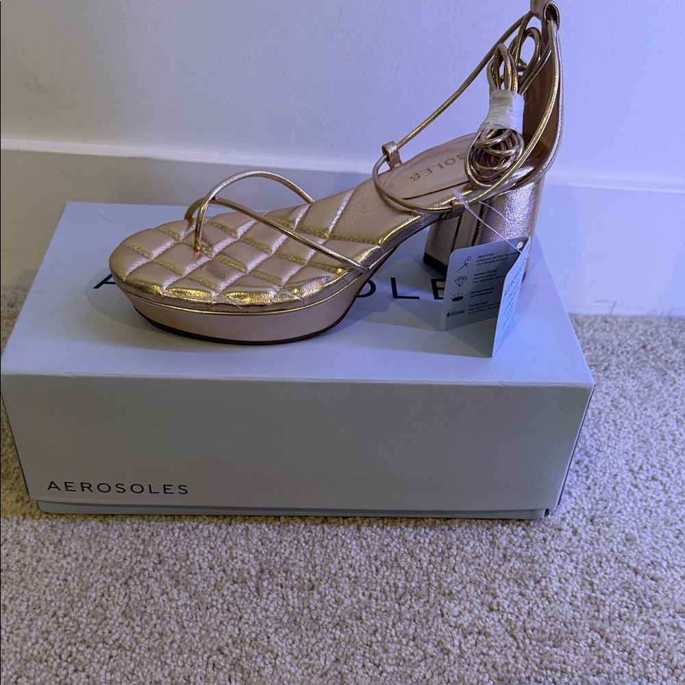 AEROSOLES Gold Strappy Heels